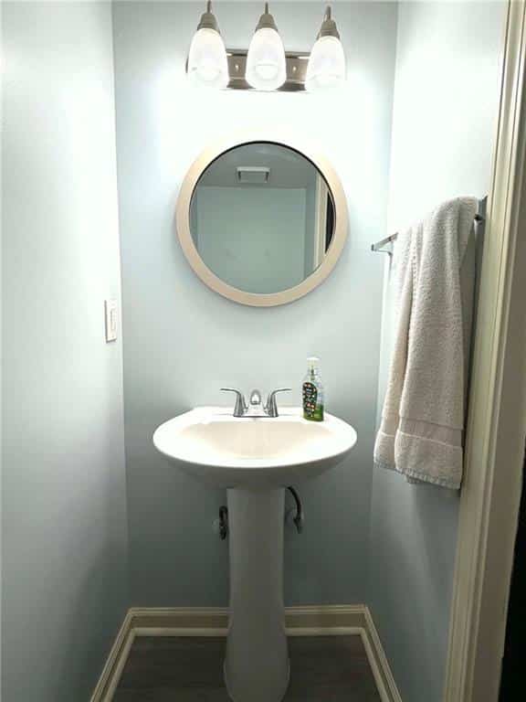 Listing photo 6