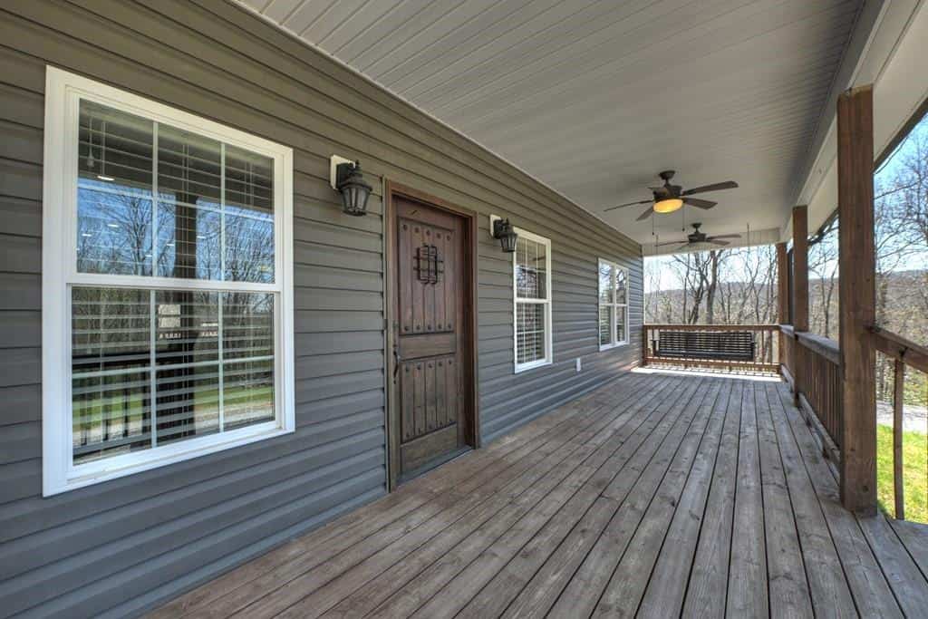 Listing photo 6