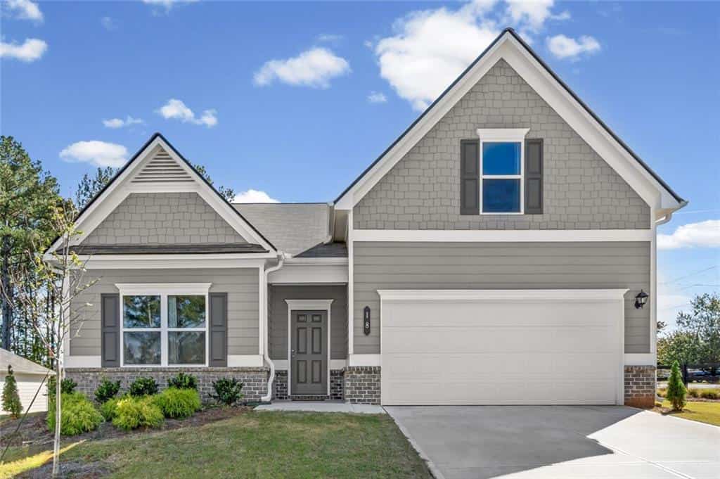 18 Thedford Drive, Hoschton, GA 30548