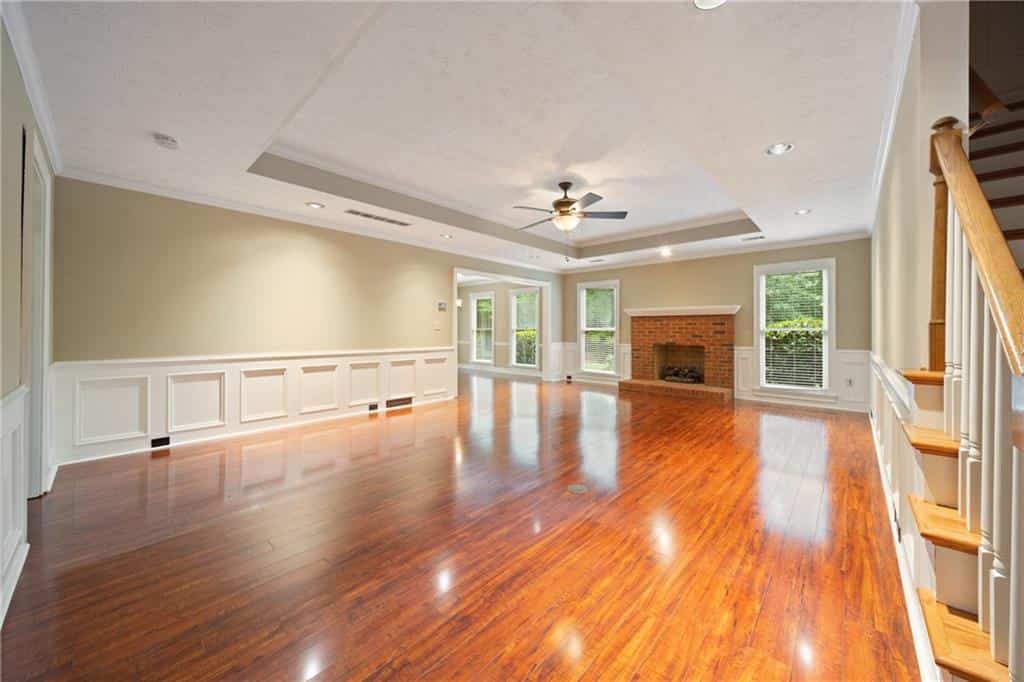 Listing photo 6
