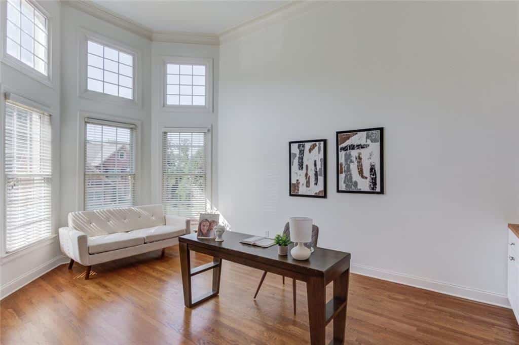 Listing photo 6