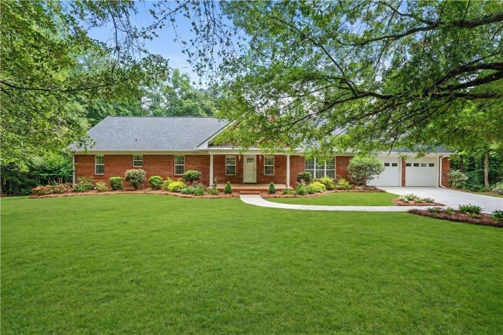 5478 Flakes Mill Road, Ellenwood, GA 30294