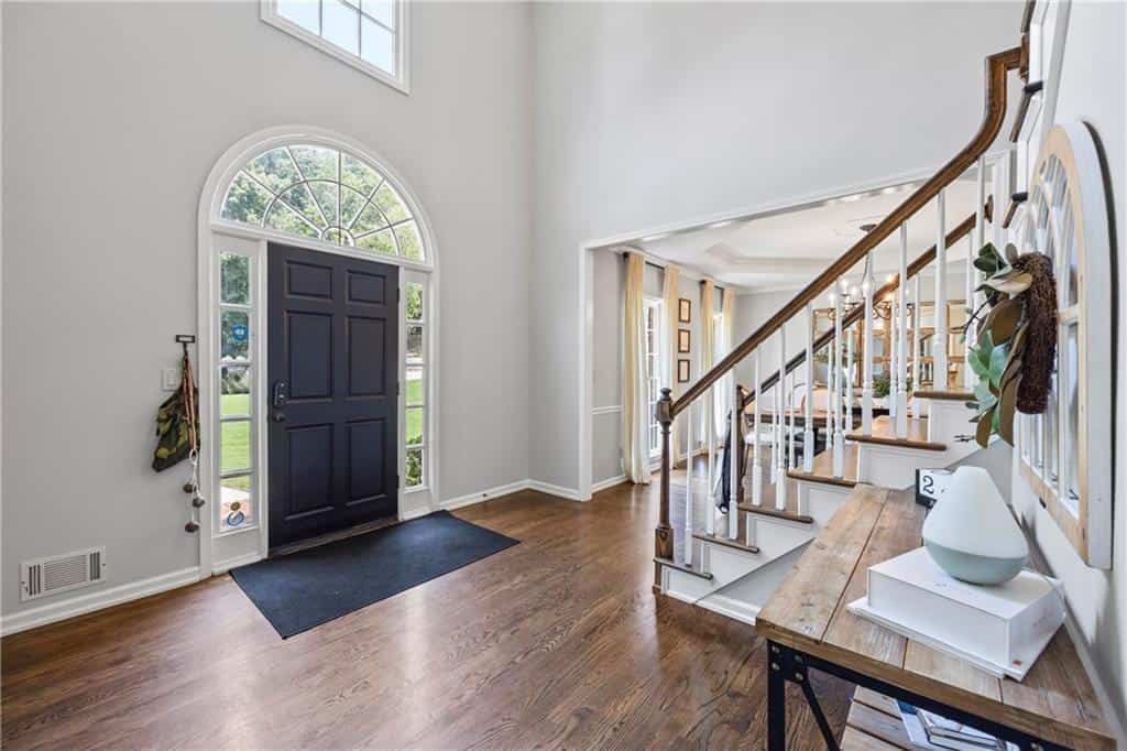 Listing photo 6