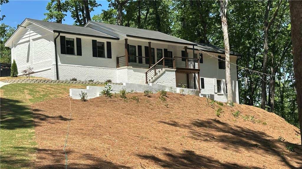 85 Bonnie Lane, Sandy Springs, GA 30328