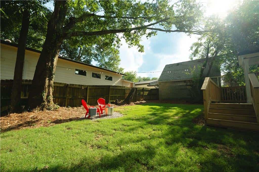 Listing photo 6
