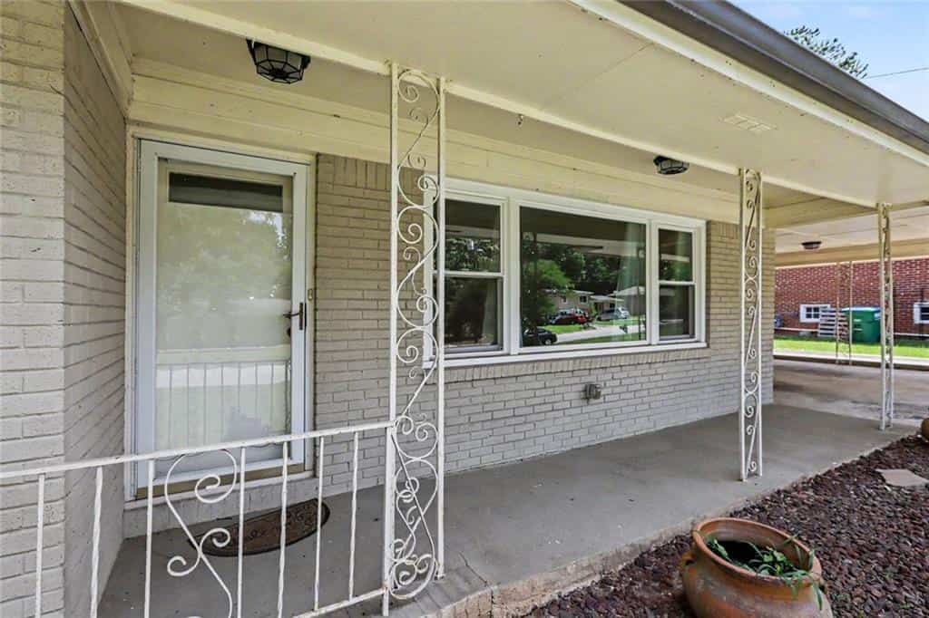 Listing photo 4