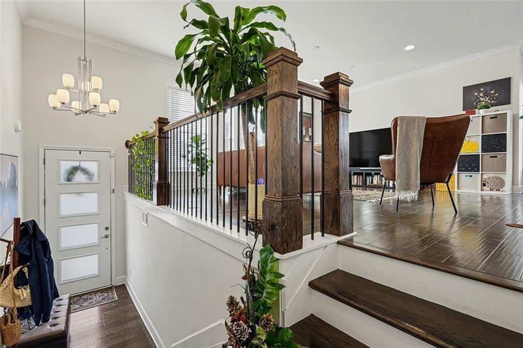 Listing photo 6