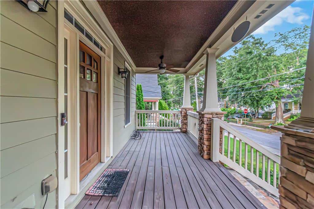 Listing photo 6