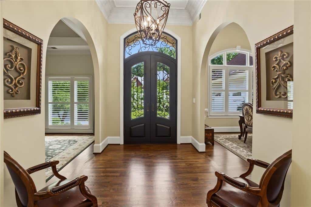 Listing photo 4
