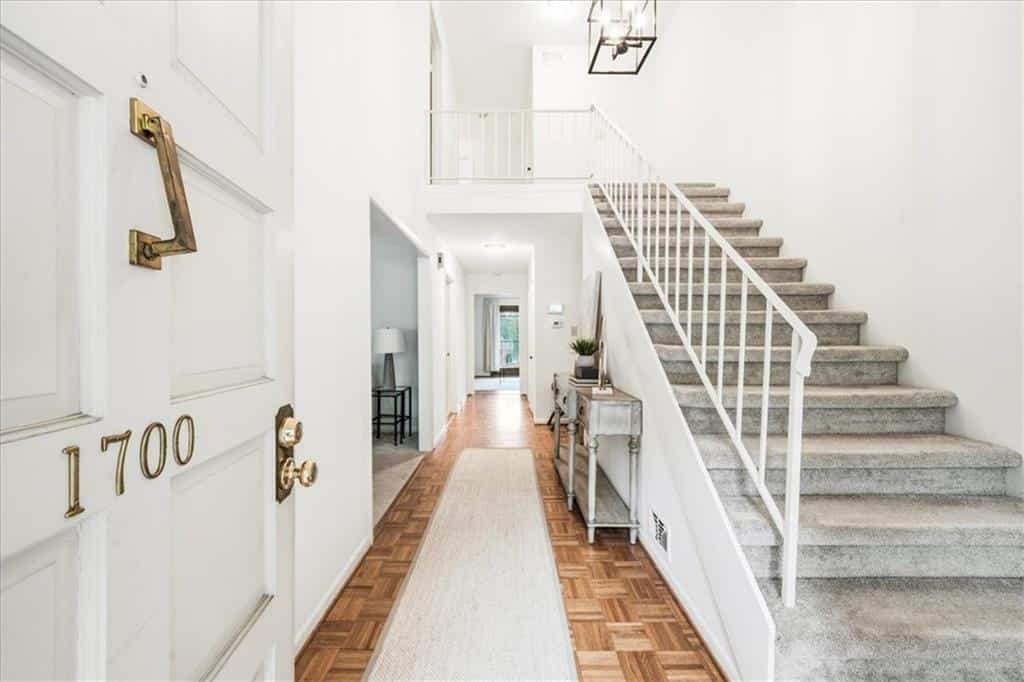 1700 Woodcliff Way NE, Atlanta, GA 30329