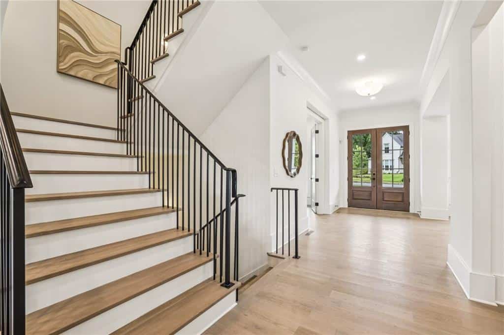 Listing photo 6