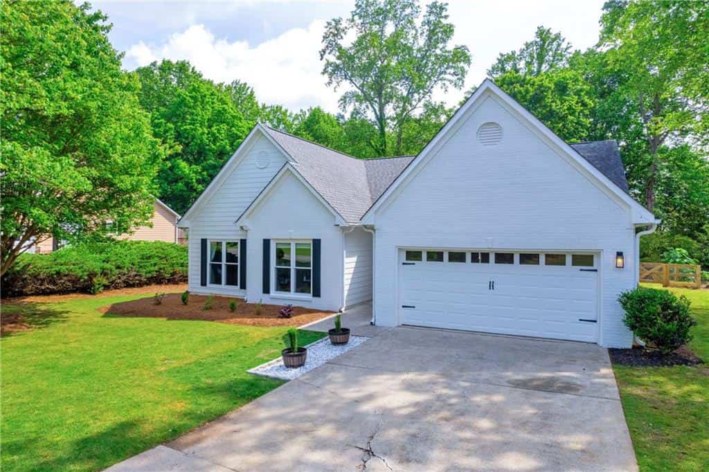 1525 Keystone Drive, Suwanee, GA 30024