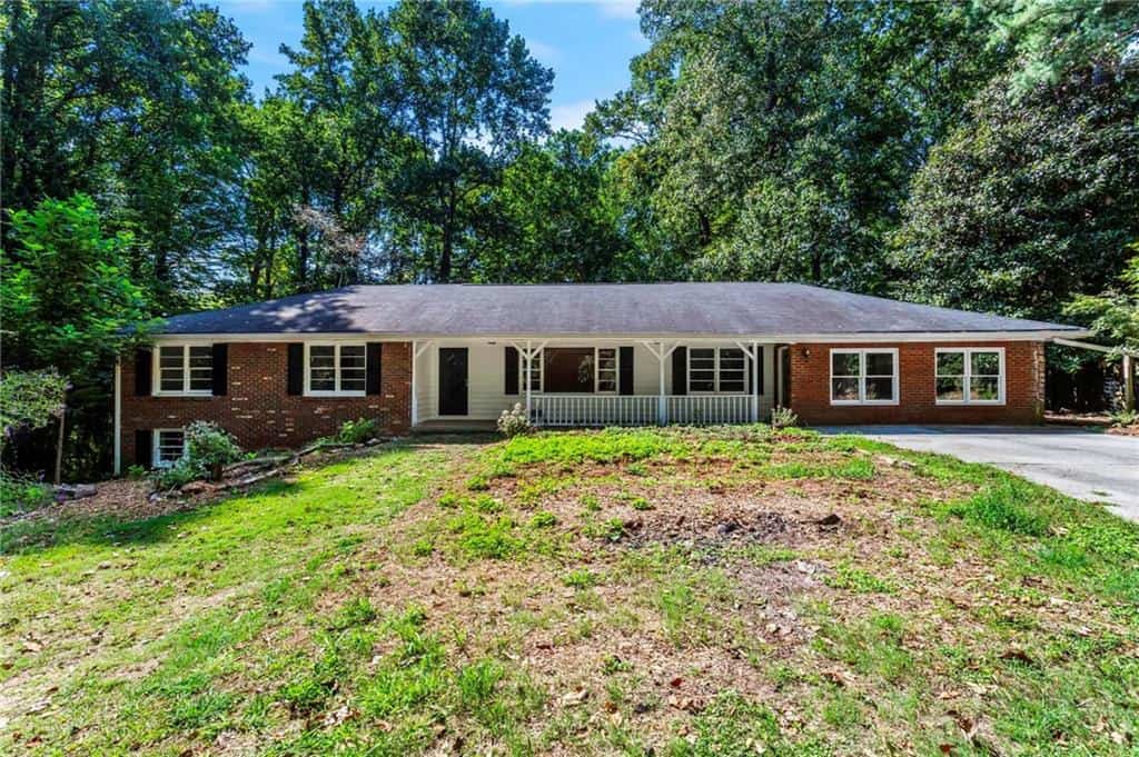 1360 Mclendon Drive, Decatur, GA 30033