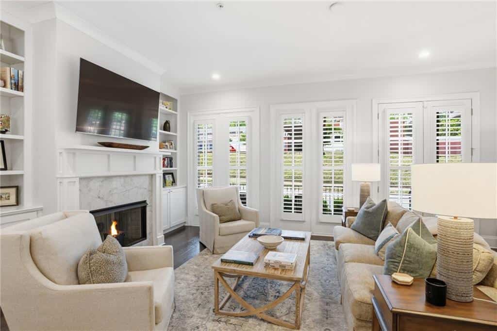 Listing photo 6