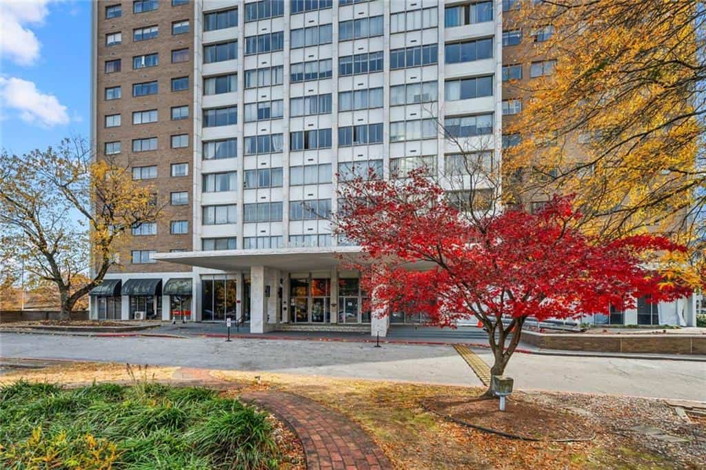 215 Piedmont Avenue NE 303 #303, Atlanta, GA 30308