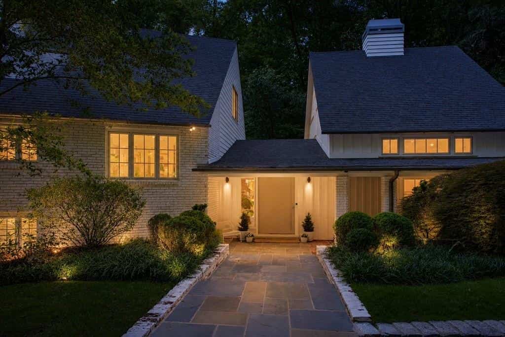 695 W Conway Drive NW, Atlanta, GA 30327