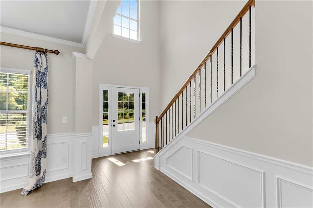 Listing photo 6