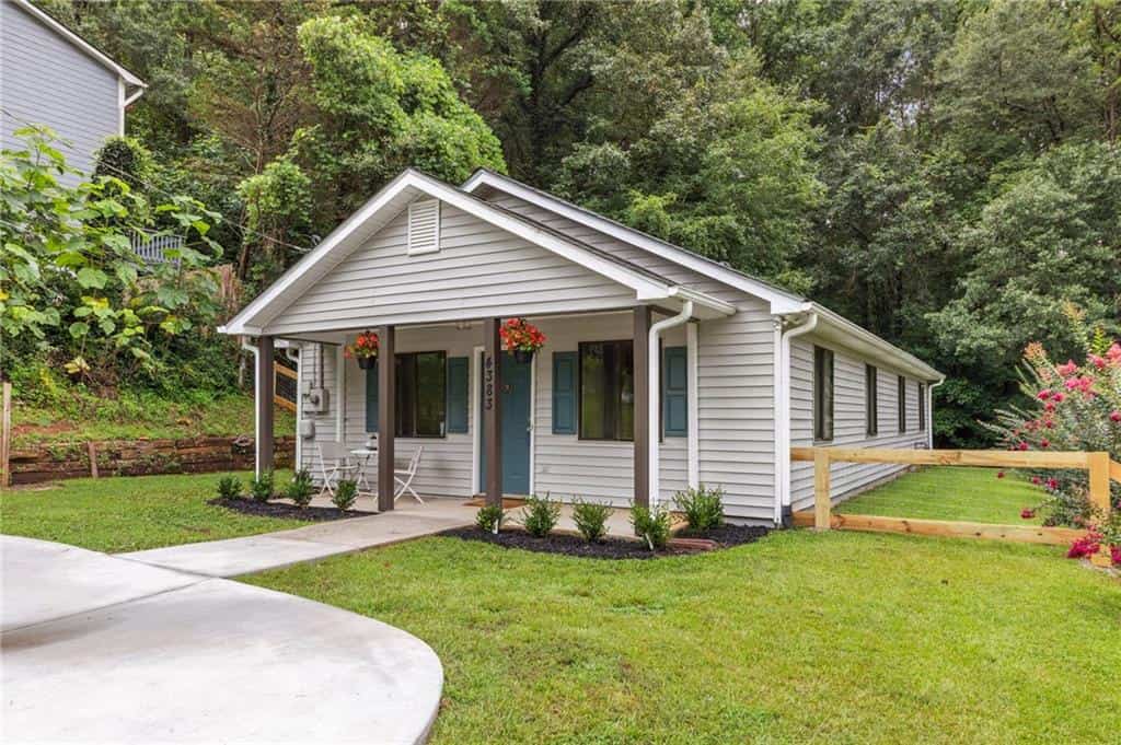 4383 Mitchell Hill Drive, Acworth, GA 30101