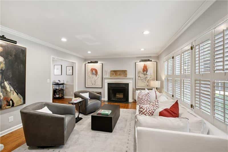 Listing photo 6