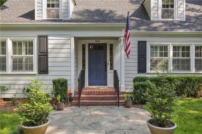 Listing photo 3