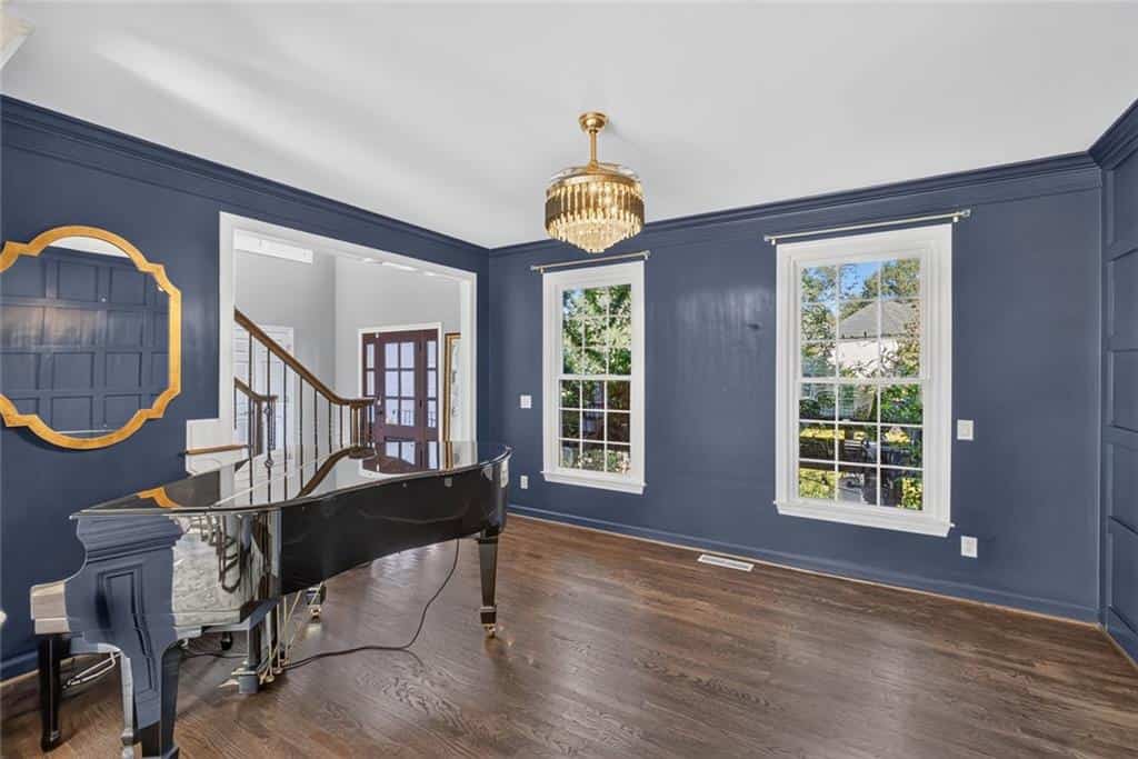 Listing photo 6