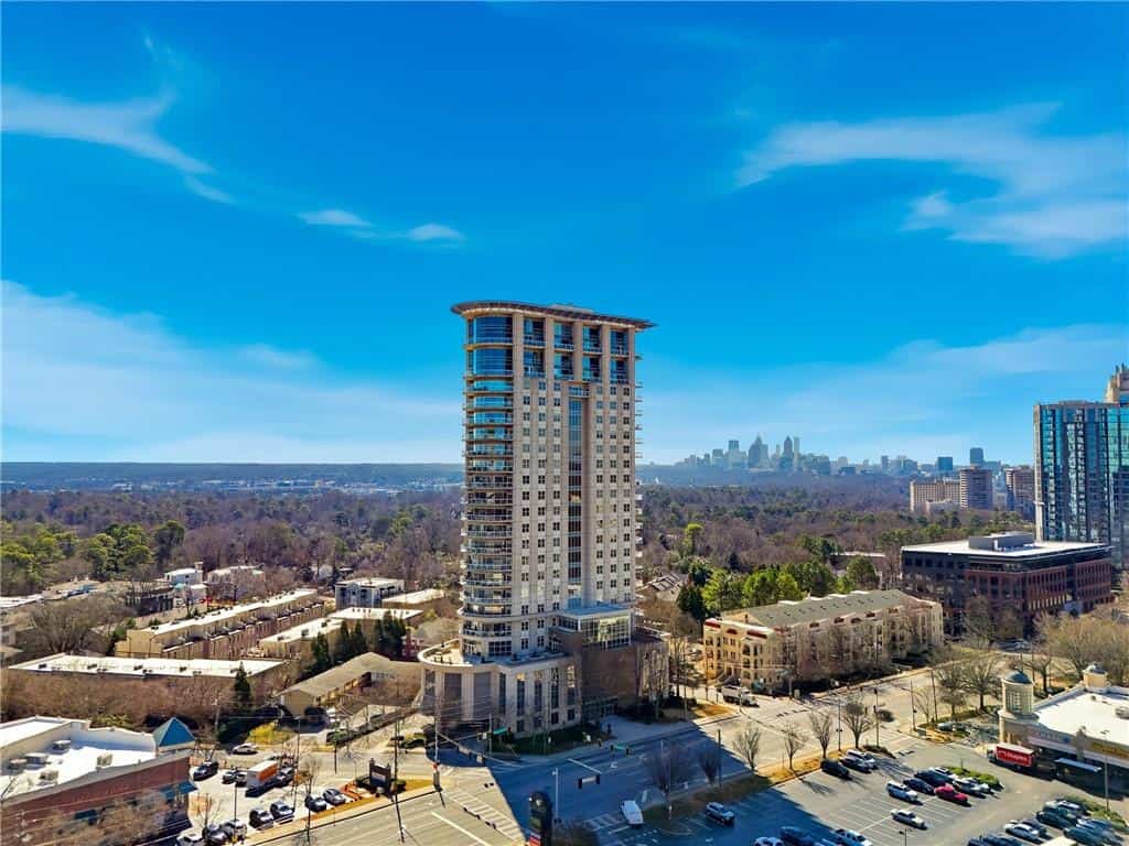 2881 Peachtree Road NE 902 #902, Atlanta, GA 30305