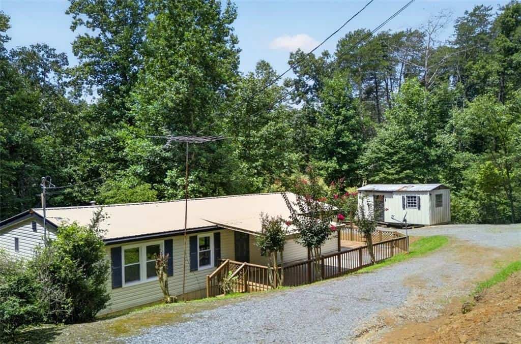 67 Vick Dr., Ellijay, GA 30540