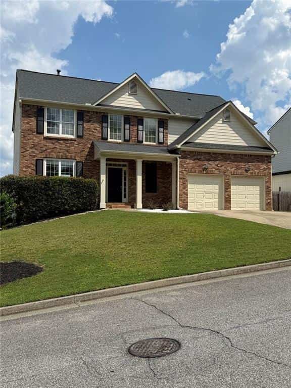 Listing photo 2