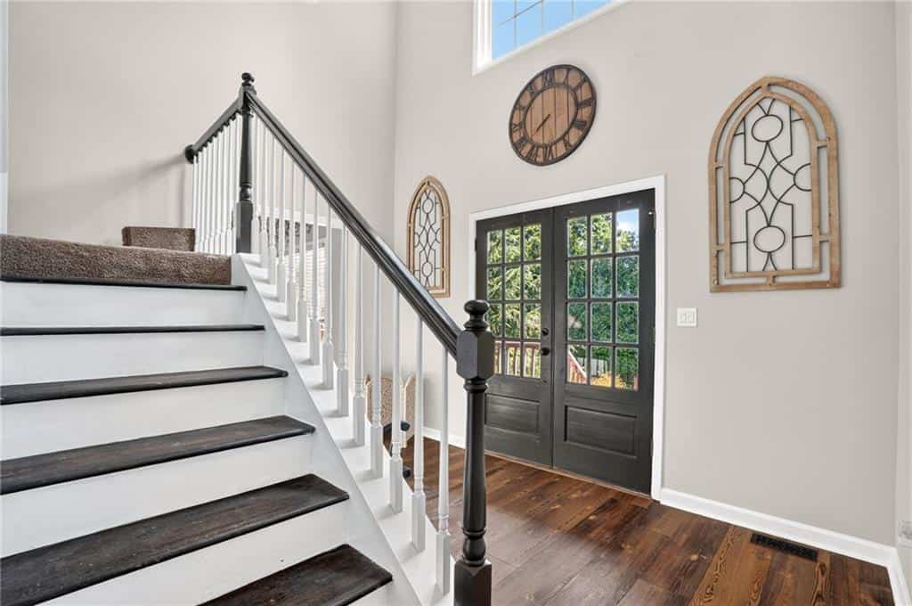 Listing photo 6