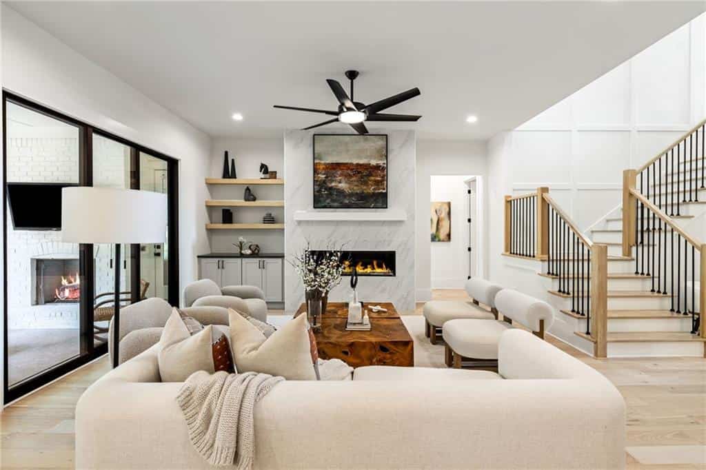 Listing photo 6