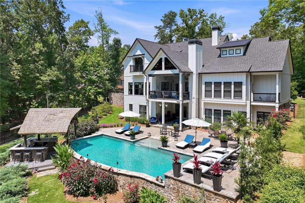 6053 Overby Road, Flowery Branch, GA 30542