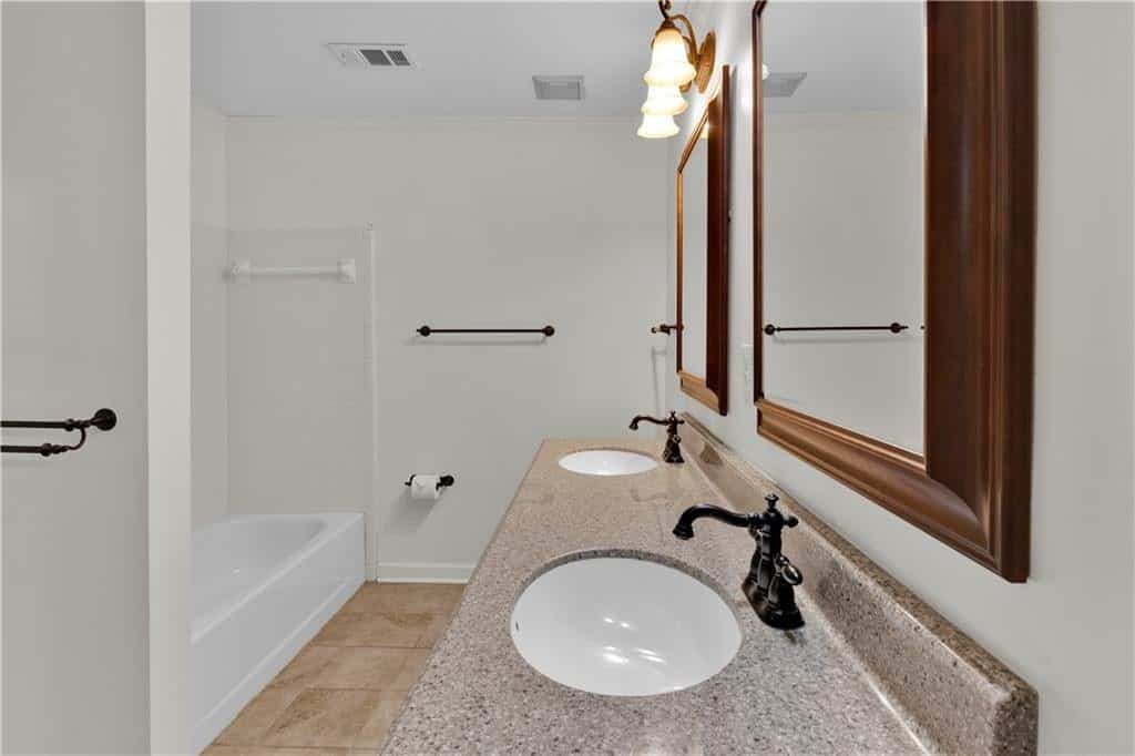 26204 Plantation Drive NE, Atlanta, GA 30324