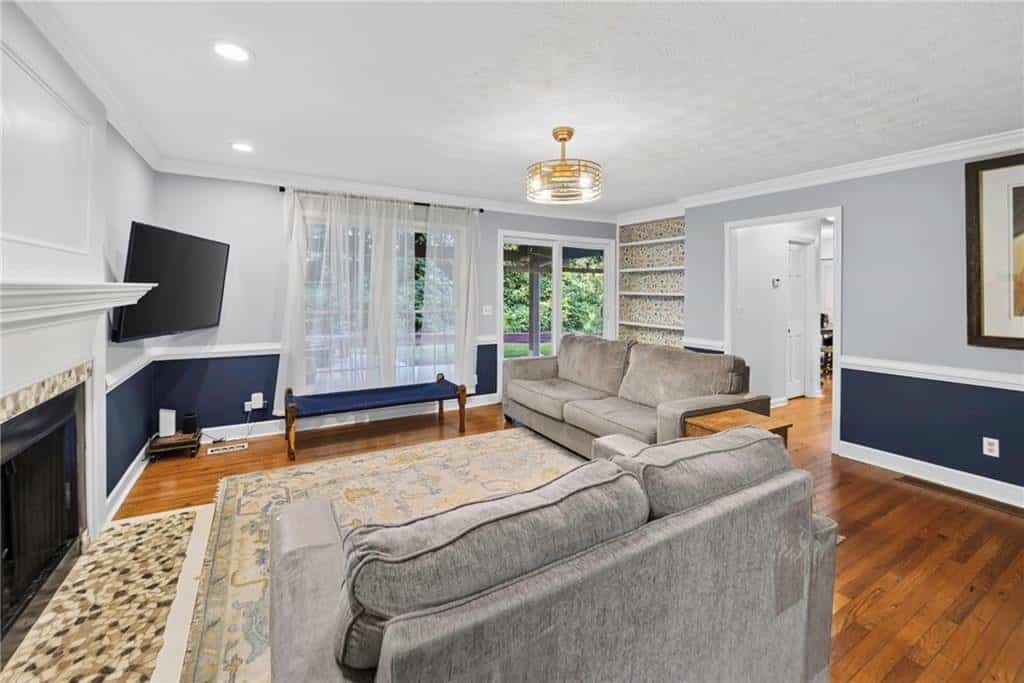 Listing photo 6