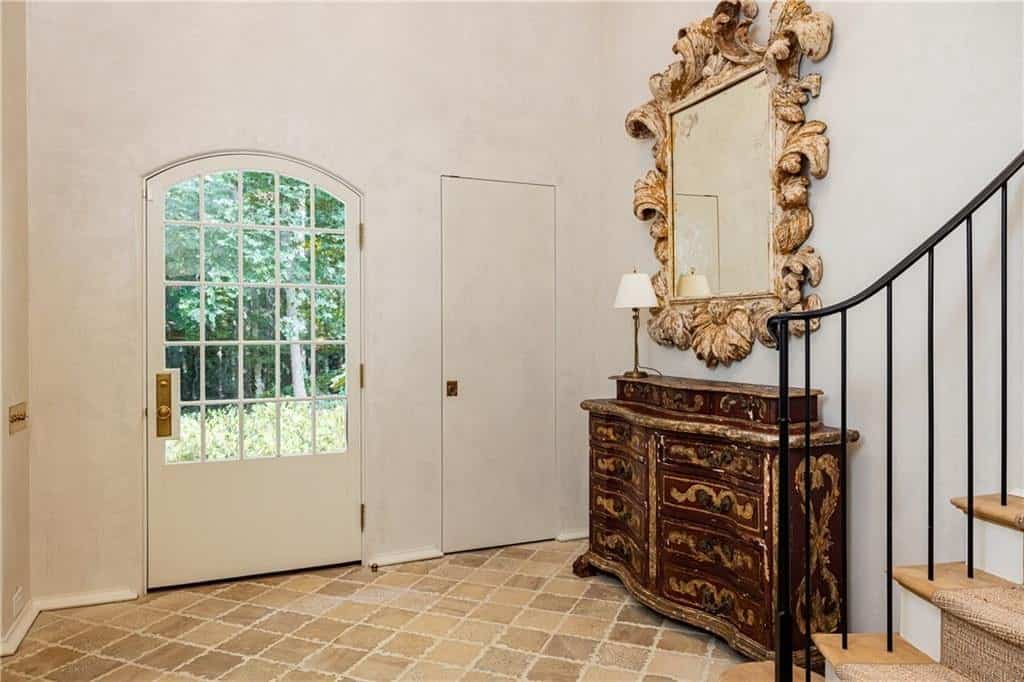 Listing photo 6