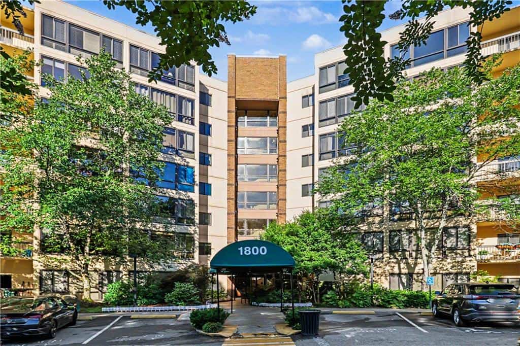 1800 Clairmont Lake 711 #711, Decatur, GA 30033