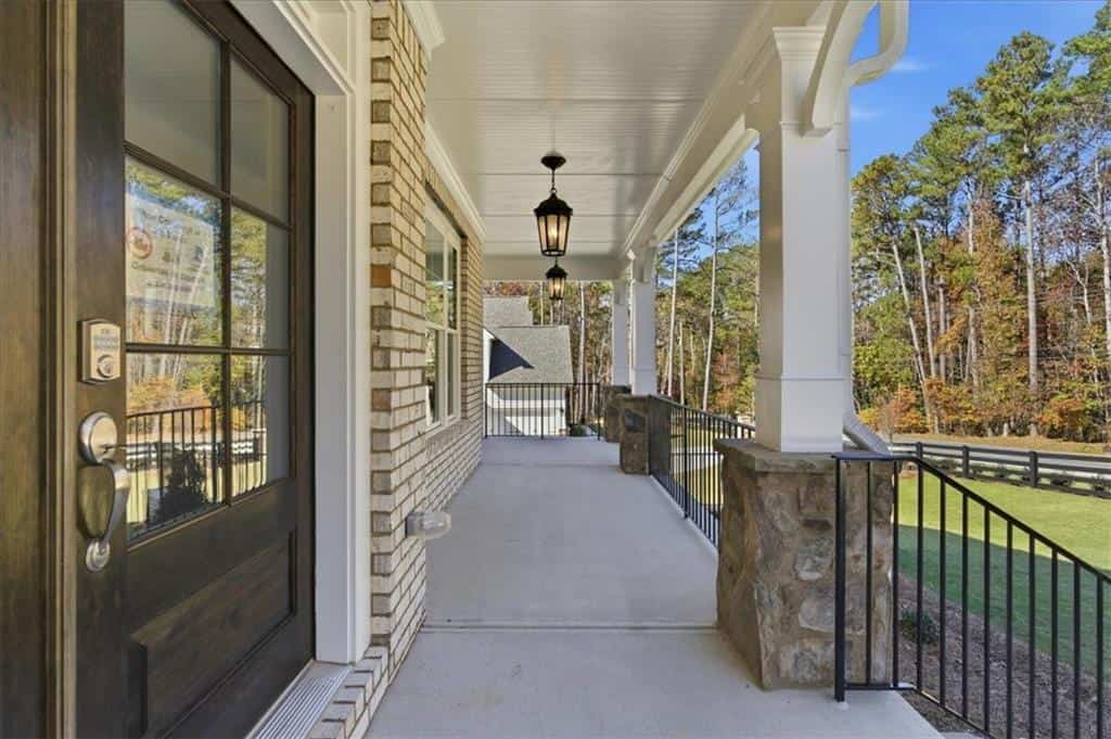 Listing photo 6