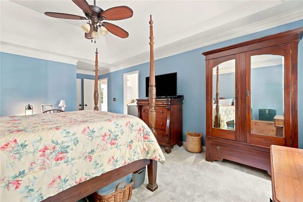 Listing photo 6