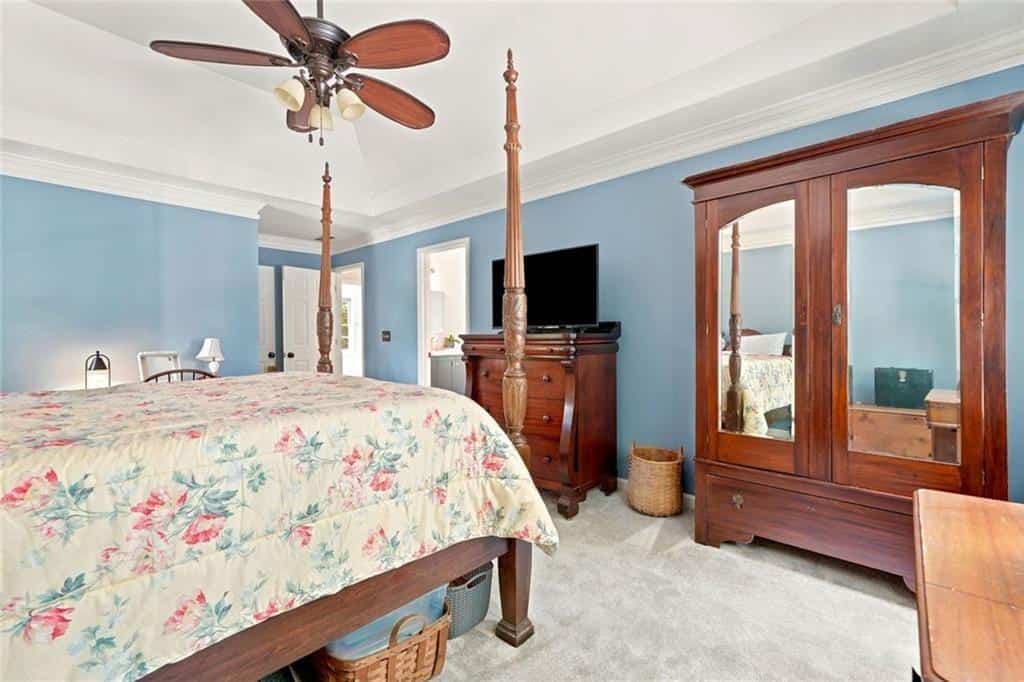Listing photo 6