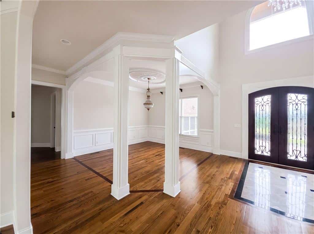 Listing photo 6