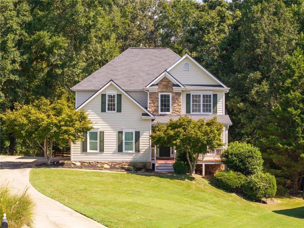 211 Sweetbriar Lane, Canton, GA 30115