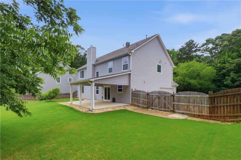 Listing photo 6