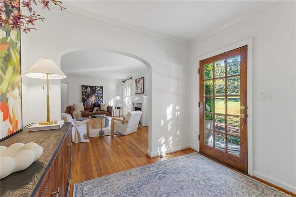 Listing photo 4