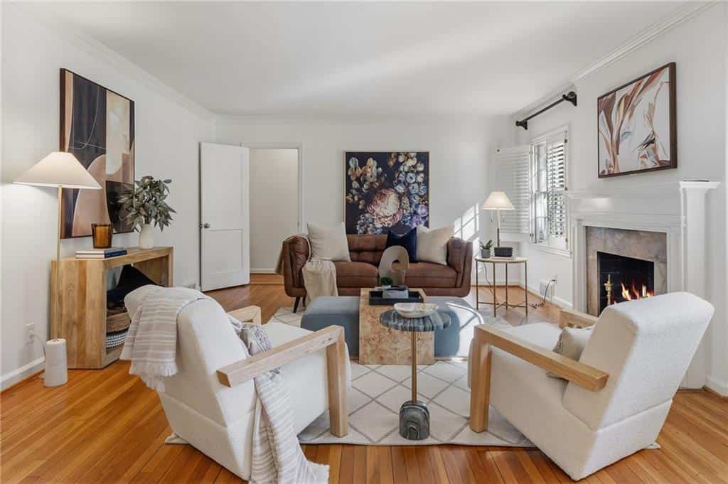 Listing photo 6