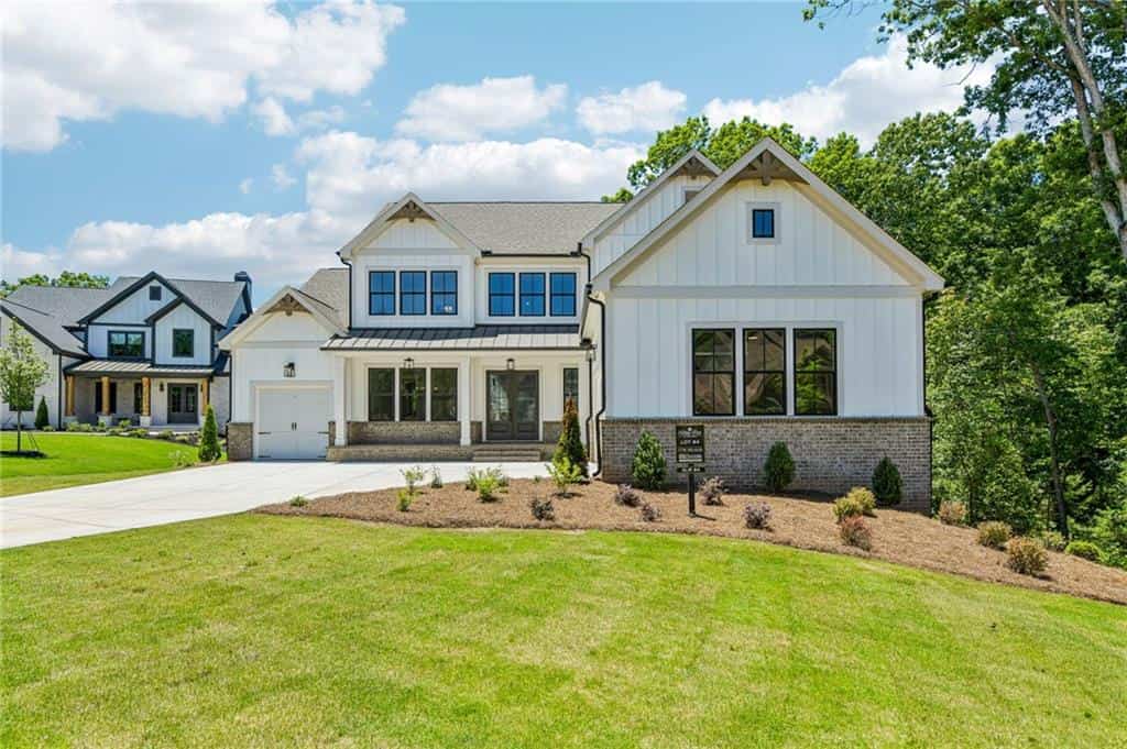 9150 Greenway Court, Gainesville, GA 30506