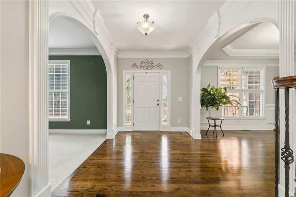 Listing photo 6