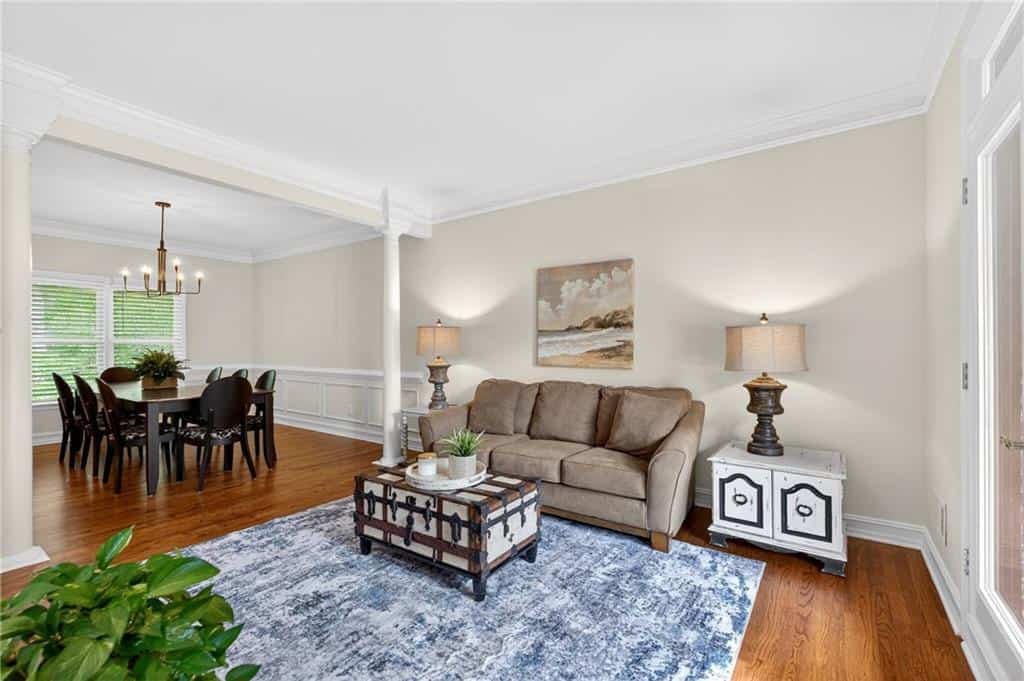 Listing photo 6