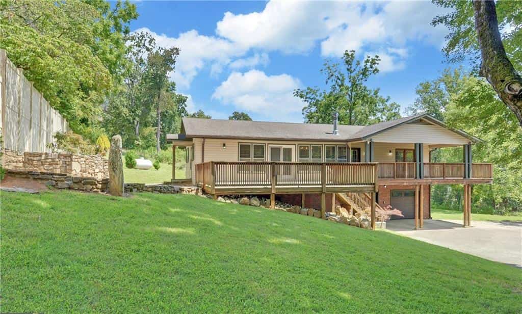 140 Tranquility Drive, Demorest, GA 30535