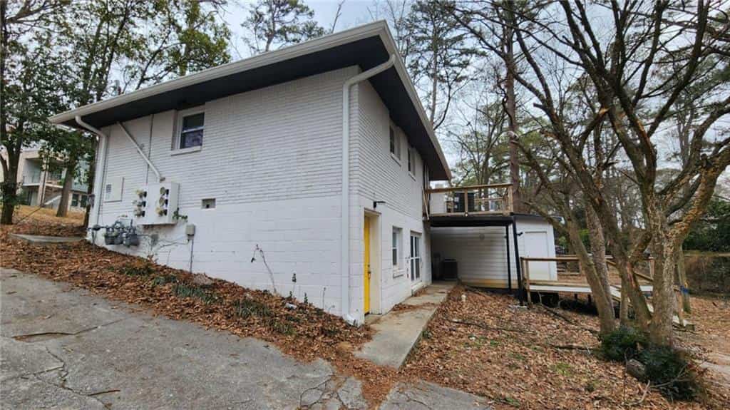 Listing photo 4