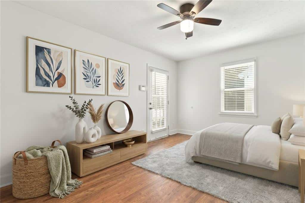 Listing photo 6