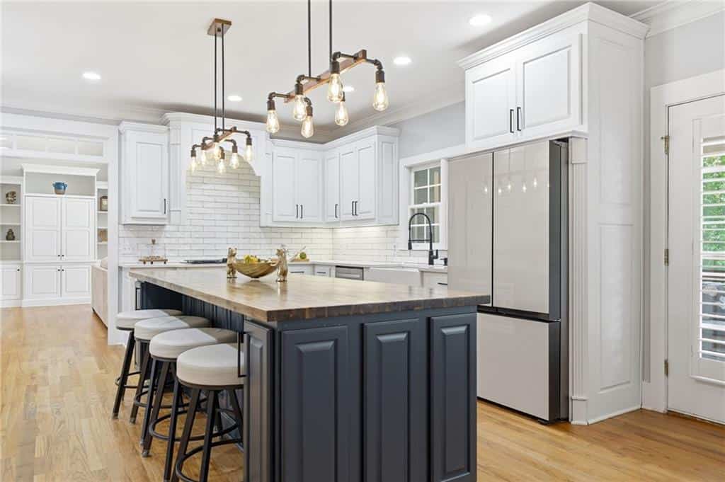 401 Maple Ridge Court, Cumming, GA 30028